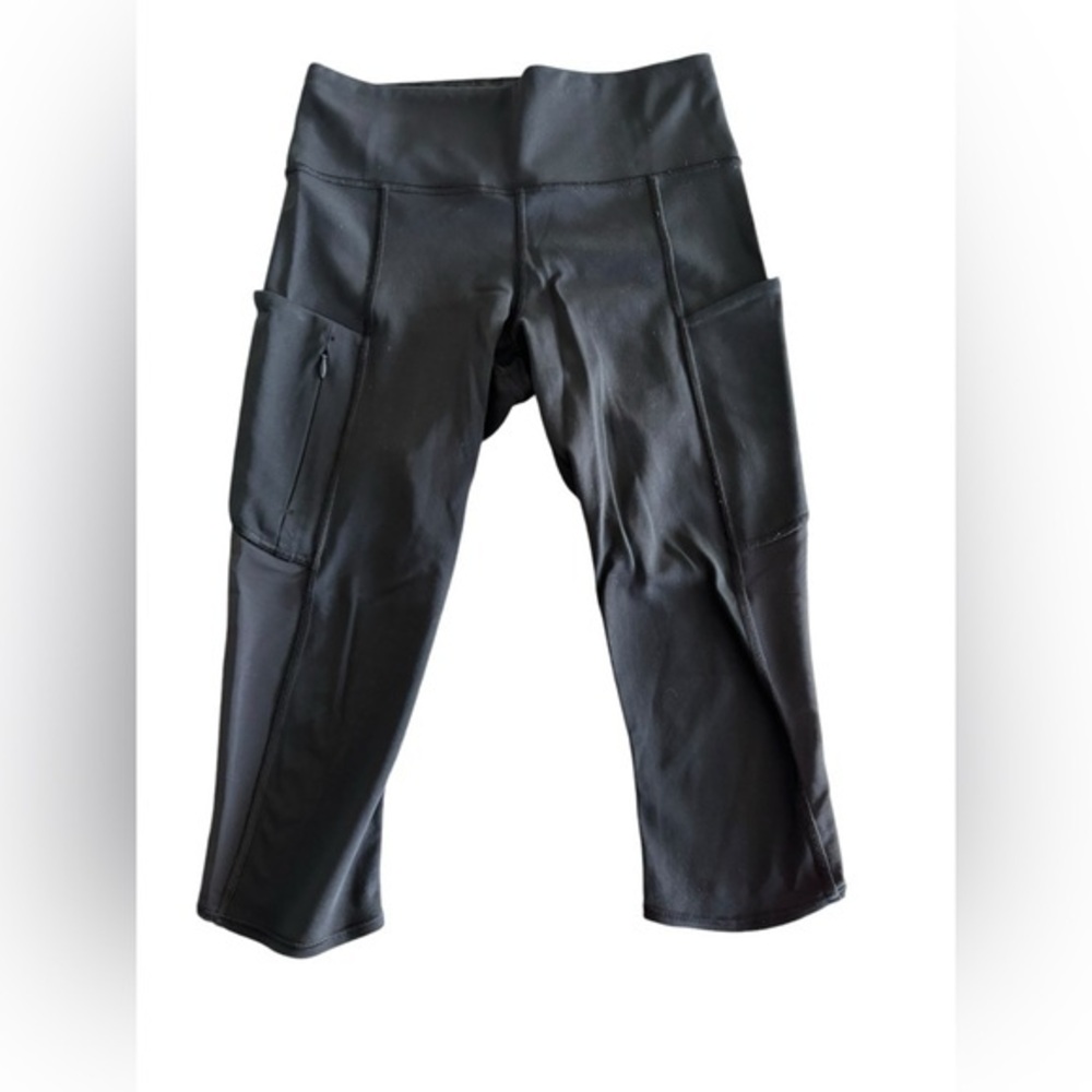 Women's Small Athleta Black Crop Leggings with Pockets Style #54023